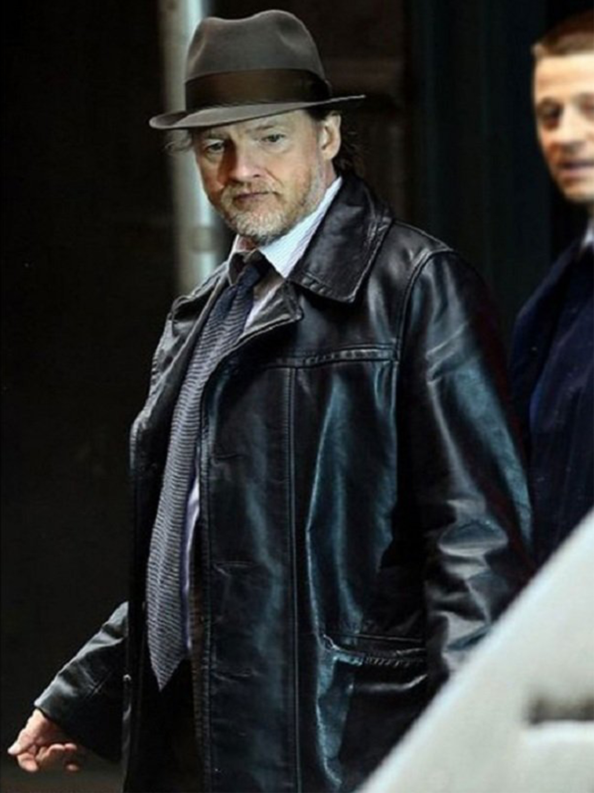 Donal-Logue-Gotham-Black-Coat.jpg 